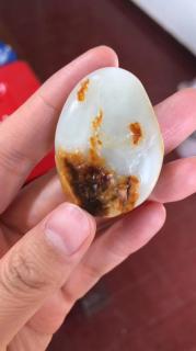 故事4:正规的鉴定证书都在这了,不用怀疑和田玉