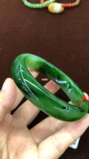 福利💰2980,和田玉碧玉老料白加绿手镯,圈口