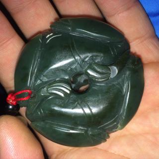老师帮看下这是青玉还是碧玉?属于什么料的?谢谢!
